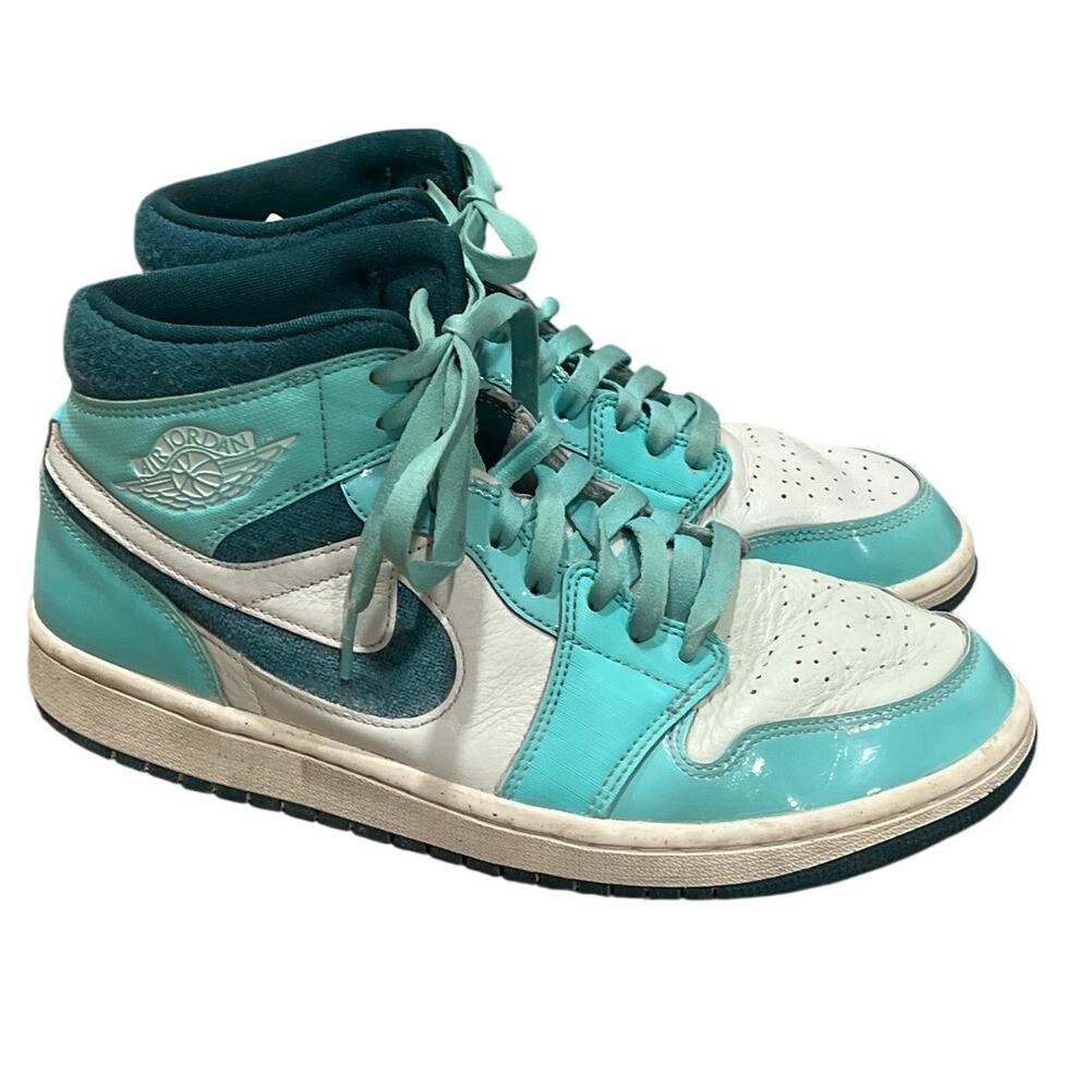 Nike Air Jordan 1 Mid SE Chenille Bleached Turquoise Women's 10.5 Sneakers 1443
